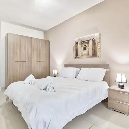 Beautiful, 2br Penthouse With Large Balcony + Bbq By 360 Estates Appartamento