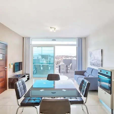 Beautiful, 2br Penthouse With Large Balcony + Bbq By 360 Estates Appartamento Gzira